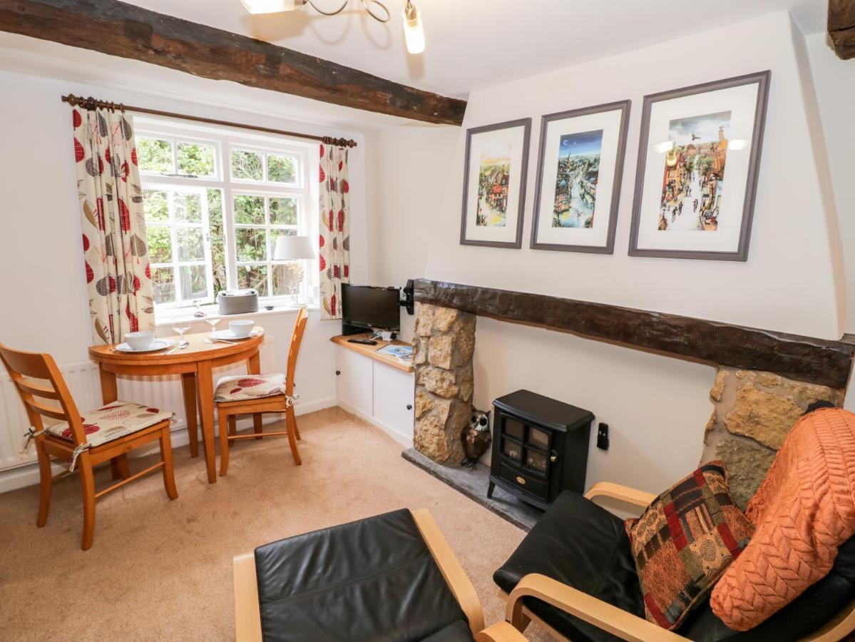 Hock-Tide Cottage เคนิลเวิร์ท ภายนอก รูปภาพ